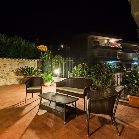 캔델라 A Casa Nostra Residenza Di Charme B&B 외부 사진