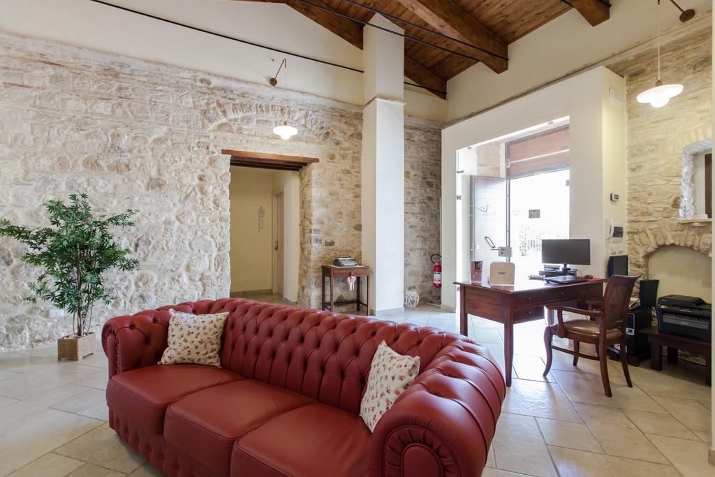 캔델라 A Casa Nostra Residenza Di Charme B&B 외부 사진