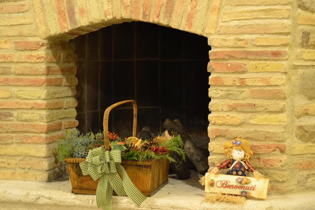 캔델라 A Casa Nostra Residenza Di Charme B&B 외부 사진